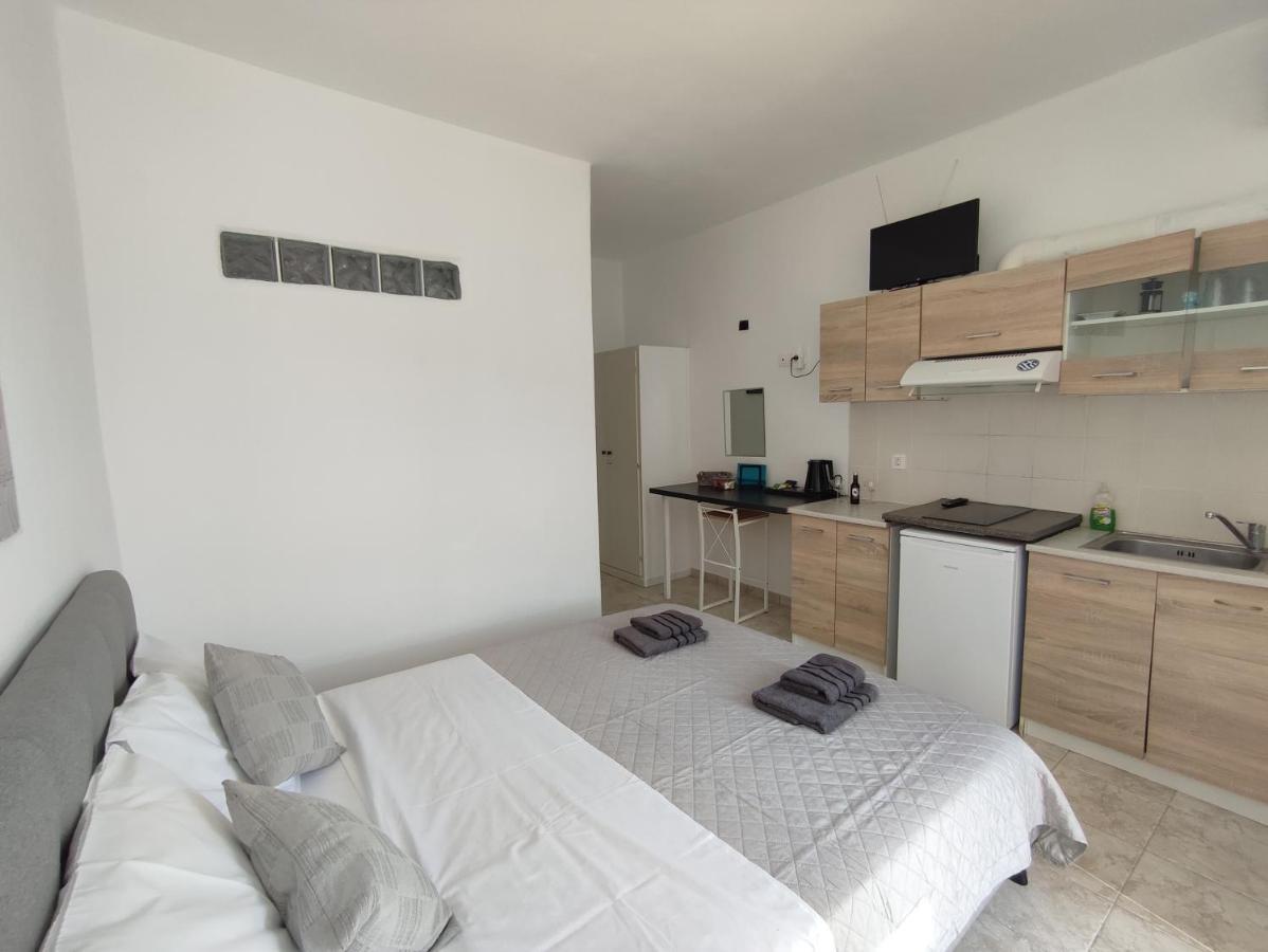 Apartment Mia Casaki Naousa (Paros)